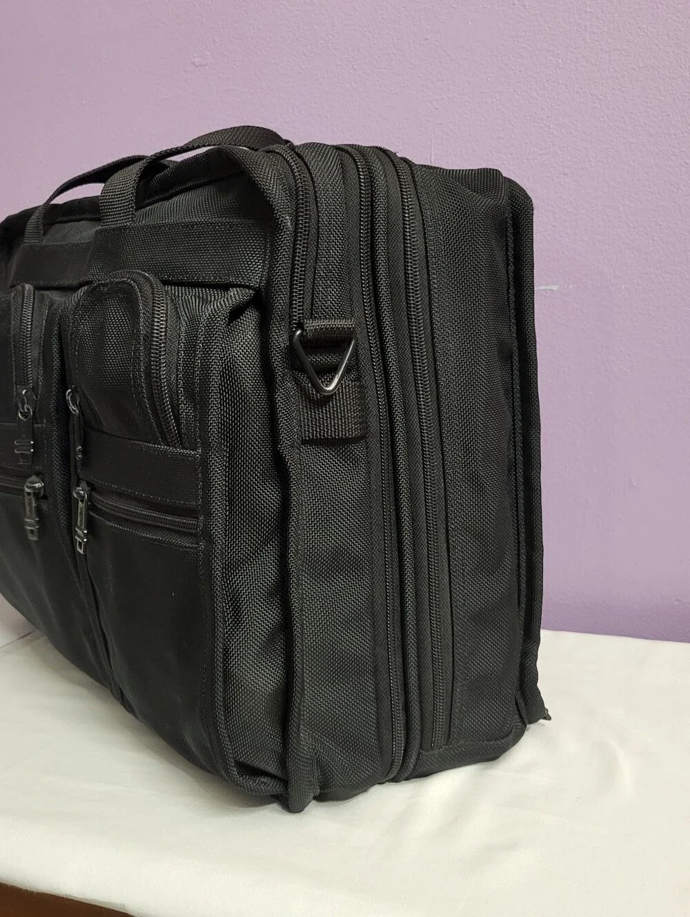 TUMI Alpha Deluxe Shoulder Messenger Bag Multi-Pocket BRIEFCASE Organizer 2621D3